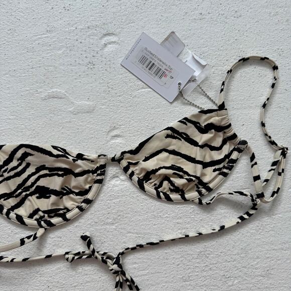 WeWoreWhat Ruched Underwire Bikini Top Tiger, Size Small - Picture 2 of 6